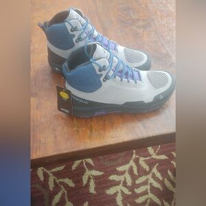 Vasque Breeze LT NTX Hiking Boot - Women's, Drizzle,